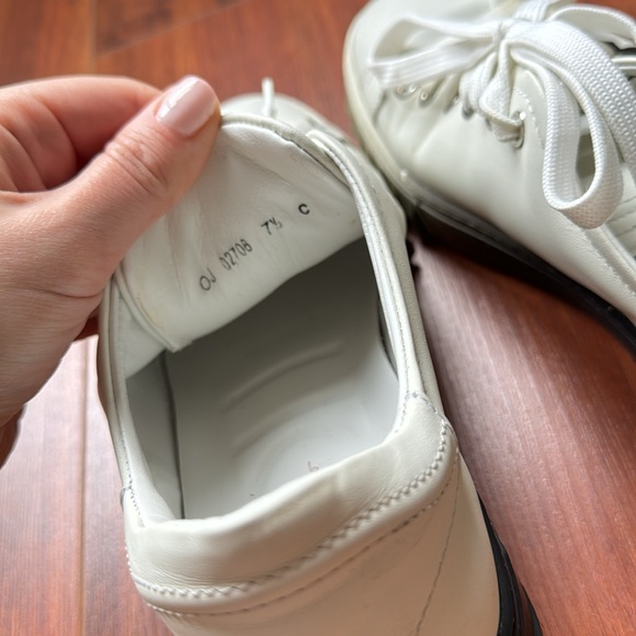 Salvatore Feraggamo Leather Sneakers - Picture 7 of 8